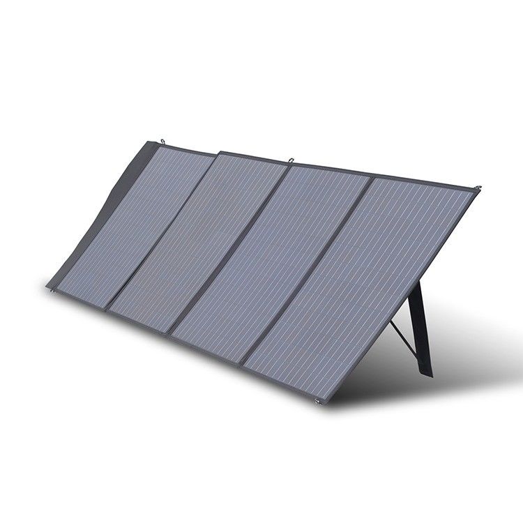 220*64*3 MONO Cargador plegable de células solares 200W Panel solar plegable para el producto