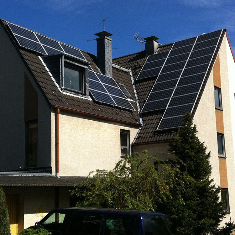 Panel fotovoltaico mono negro de 100 W y 170 W con material de superficie PET/ETFE/VÍSTULO