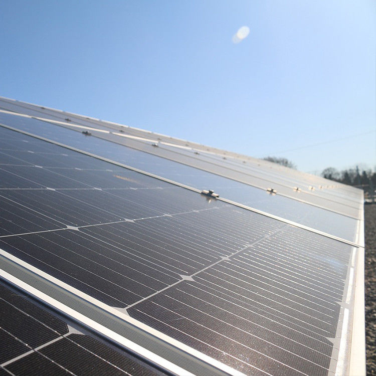 100W 110W 170W Negro Mono PERC Panel de células solares con tejas con 23-24,2% de eficiencia